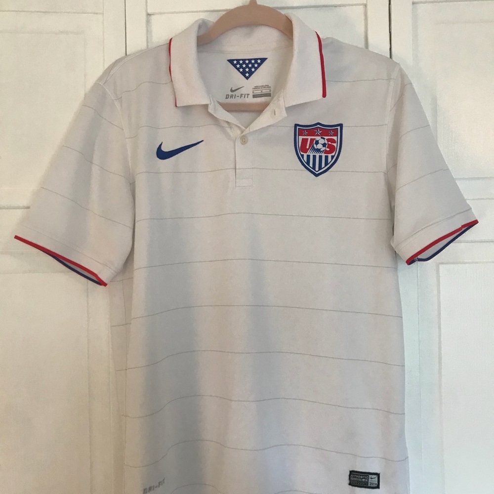 Men’s Dryfit Nike USA Soccer Jersey/Polo - Medium